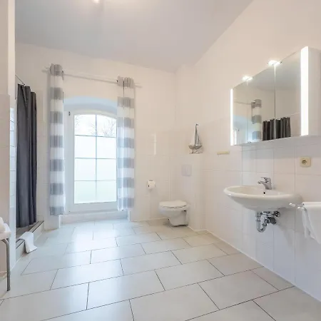 Gut Vorwerk Apartamento Sagard