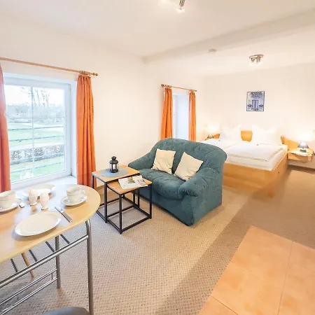 Gut Vorwerk Apartment *